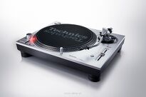 Technics SL-1200MK7 - 4