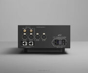 dCS Lina Headphone Amplifier - 2